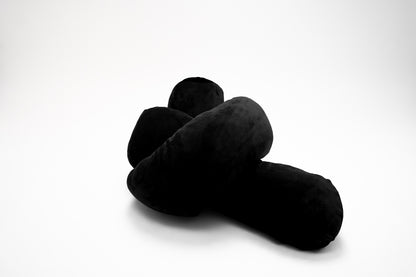 Veertee body pillow  - BLACK (velvet)